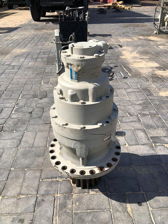 Used Tadano ATF-80 Hydraulic Swing Motor
