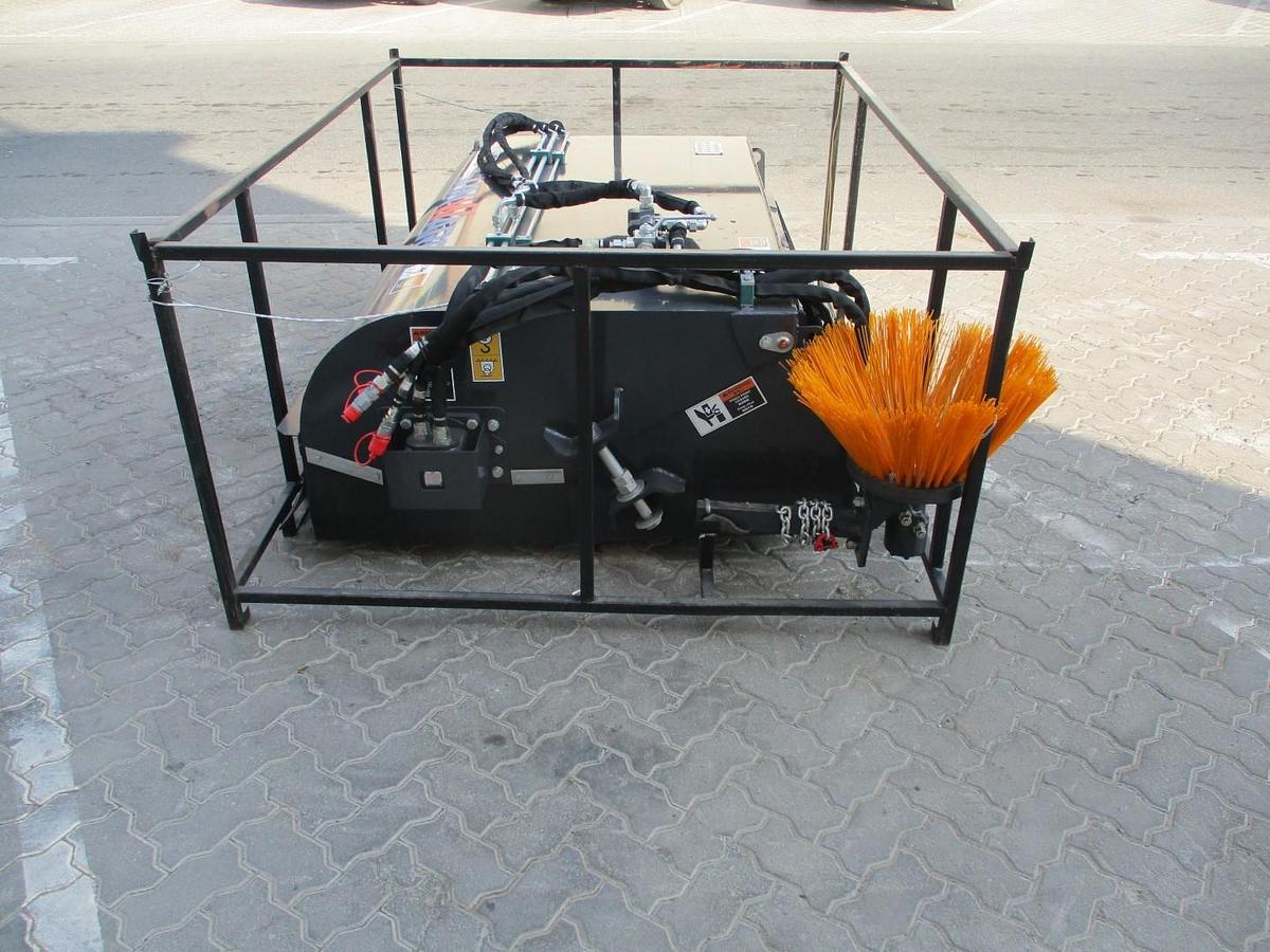 New Skid Steer Sweeper with side Brush 2025