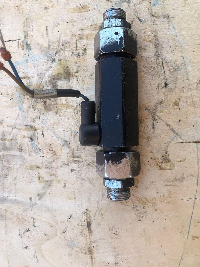 Used Tadano ATF-80 Pressure Sensor