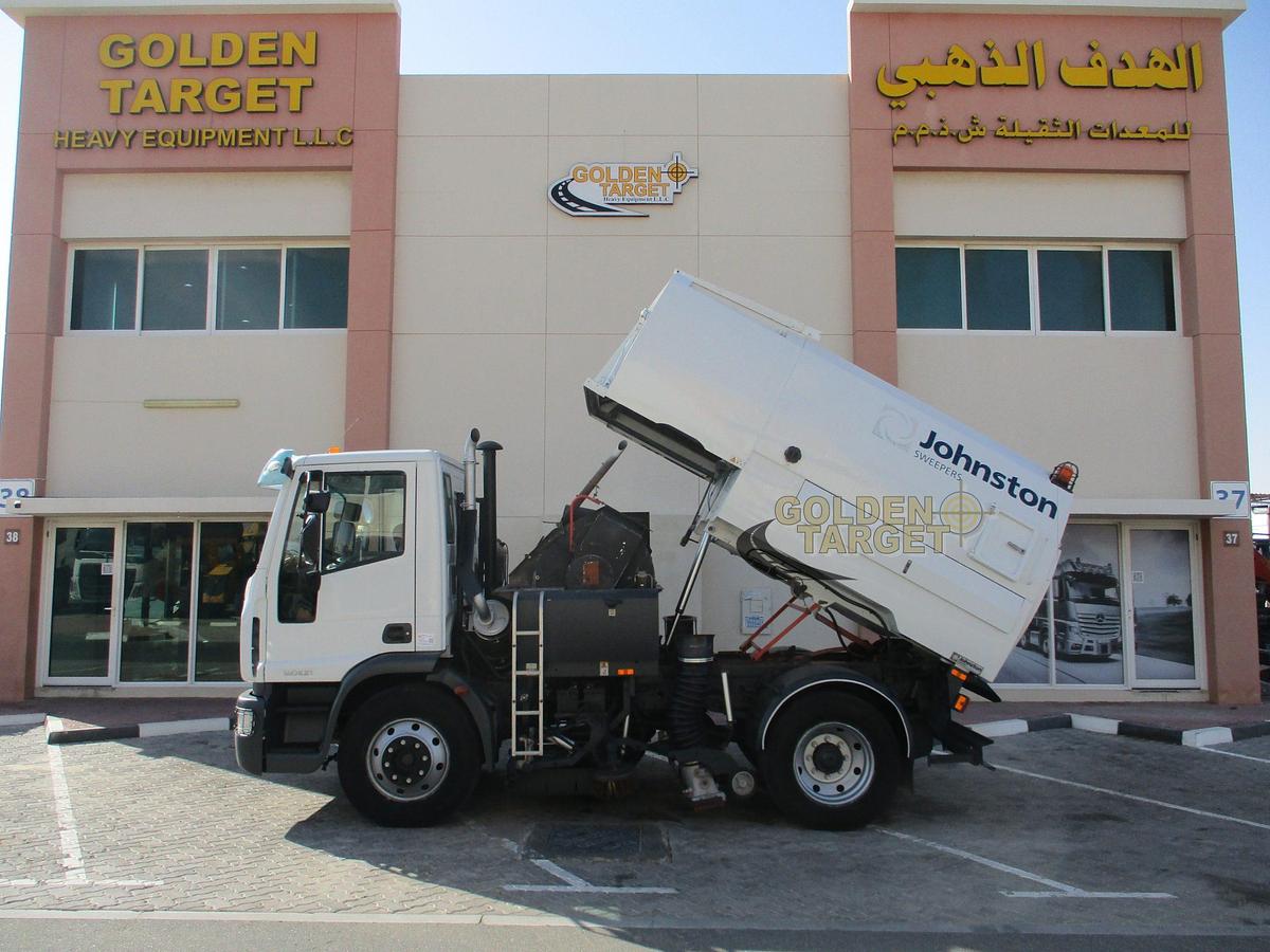 Used IVECO EUROCARGO 140E21 4x2 Sweeper Truck 2009