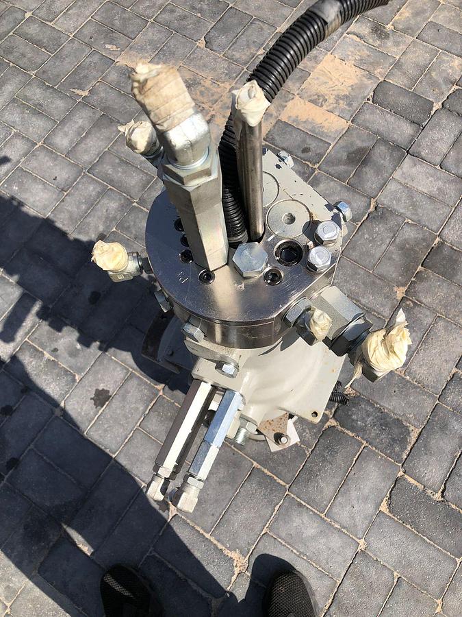 Used Tadano ATF-80 Hydraulic Rotor Connection with Electrical Split Ring