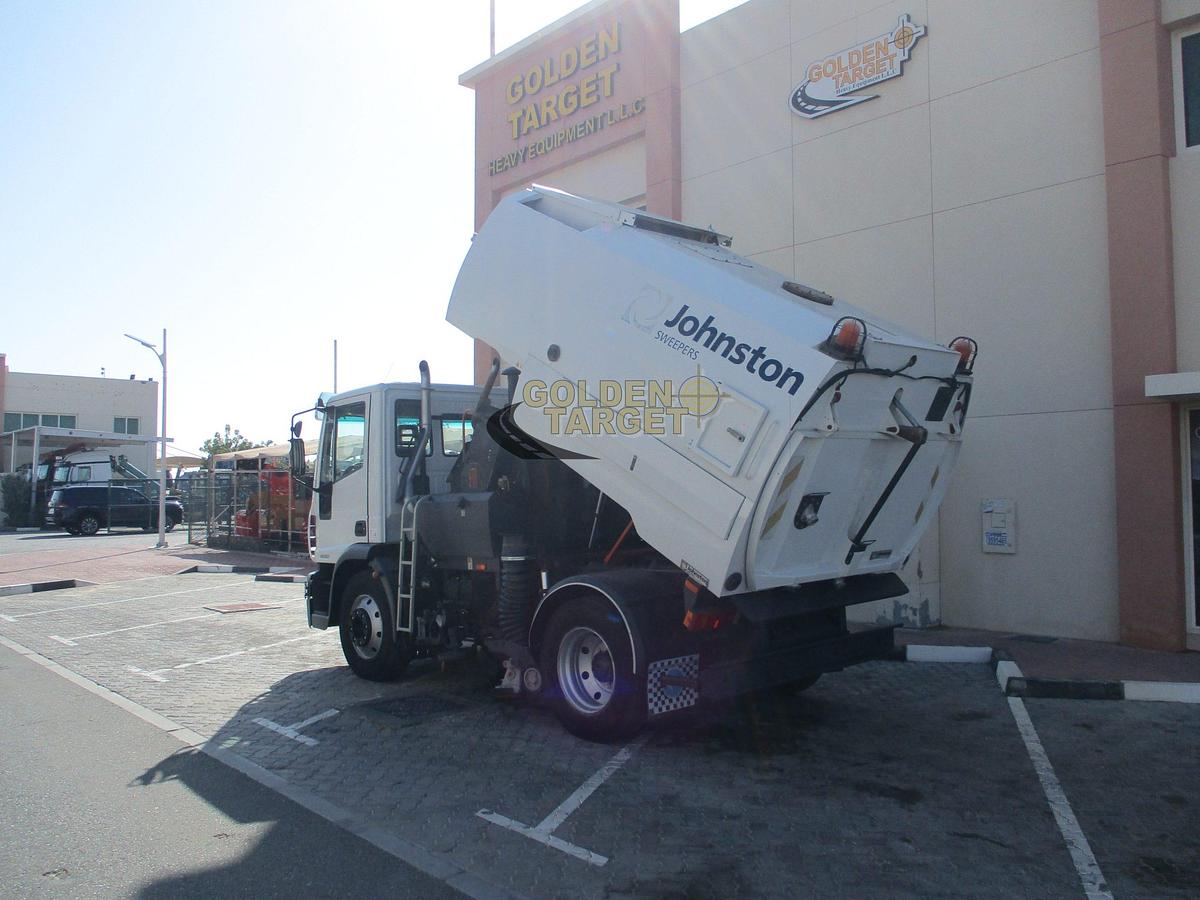Used IVECO EUROCARGO 140E21 4x2 Sweeper Truck 2009