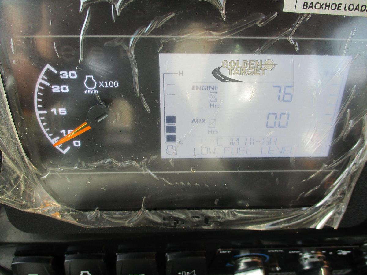 JCB 3DX PLUS 4x4 Backhoe Loader 2025