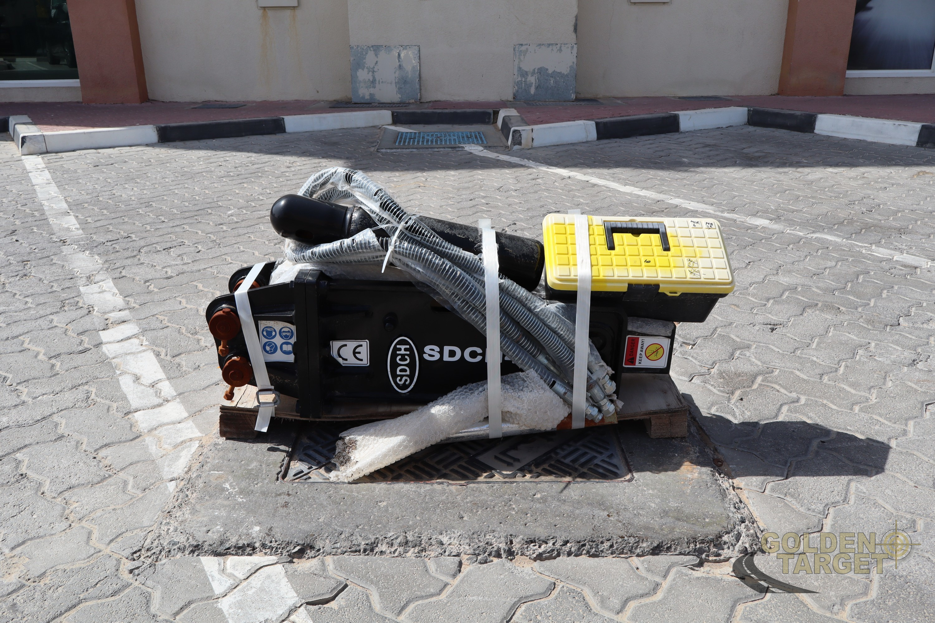 SDCH SDCH400 Hydraulic Breaker 2025