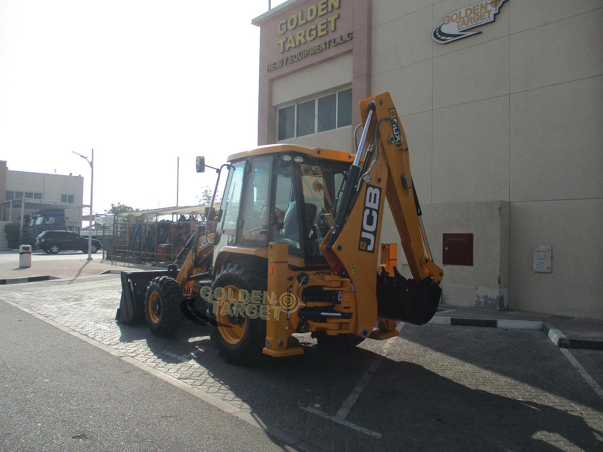 2025 JCB 3DX Plus 4x4 Backhoe Loader