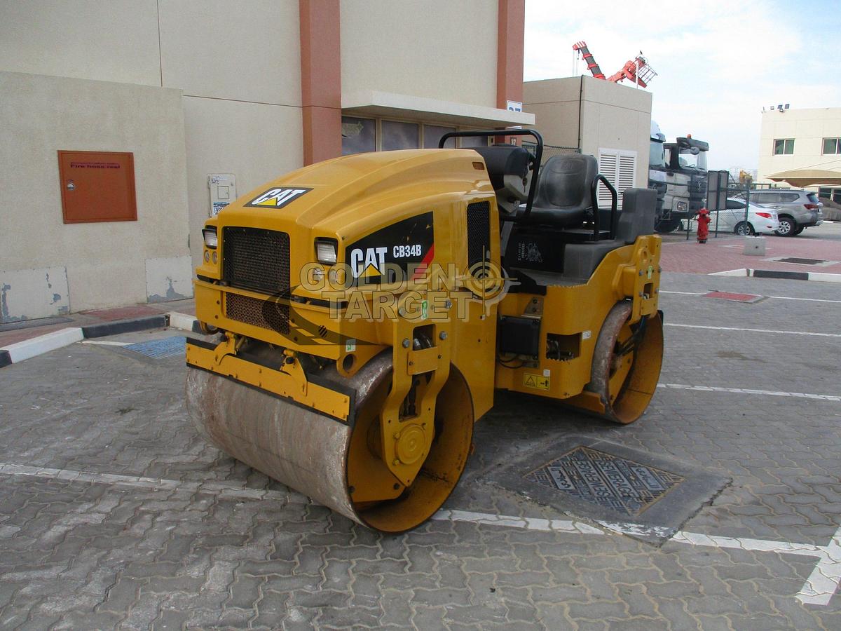 Used Caterpillar CB34B Tandem Roller 2021