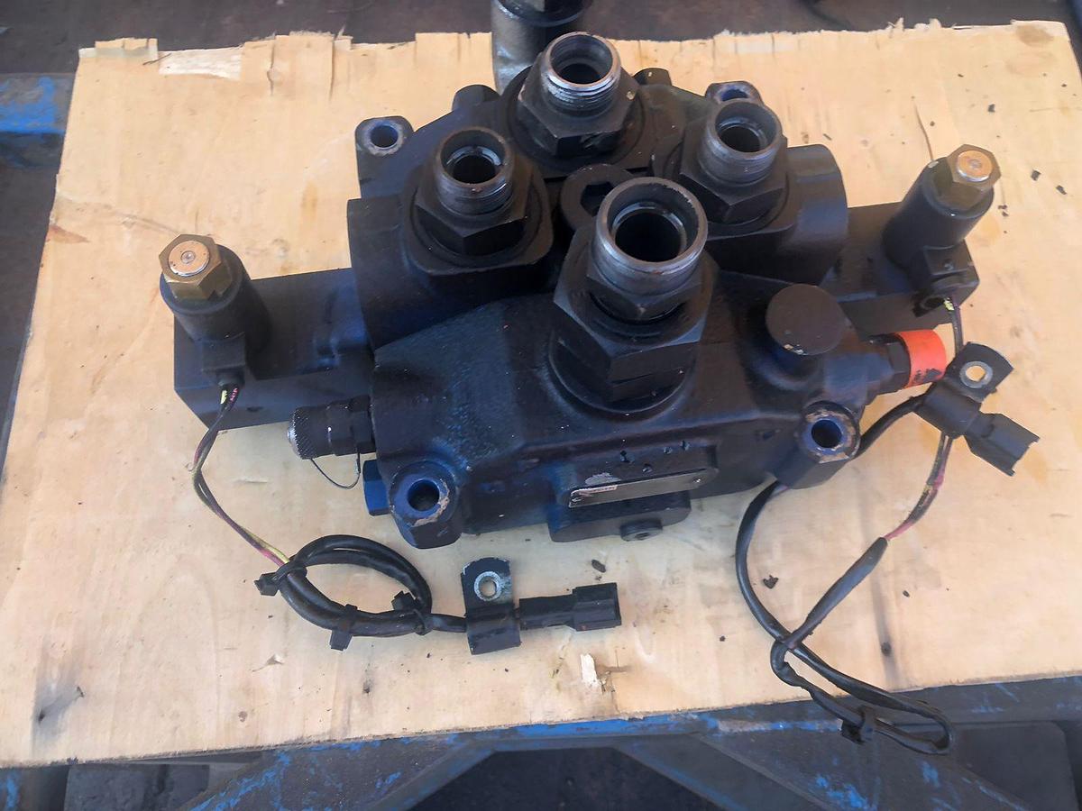 Used Tadano ATF-80 Proportional Control Valve