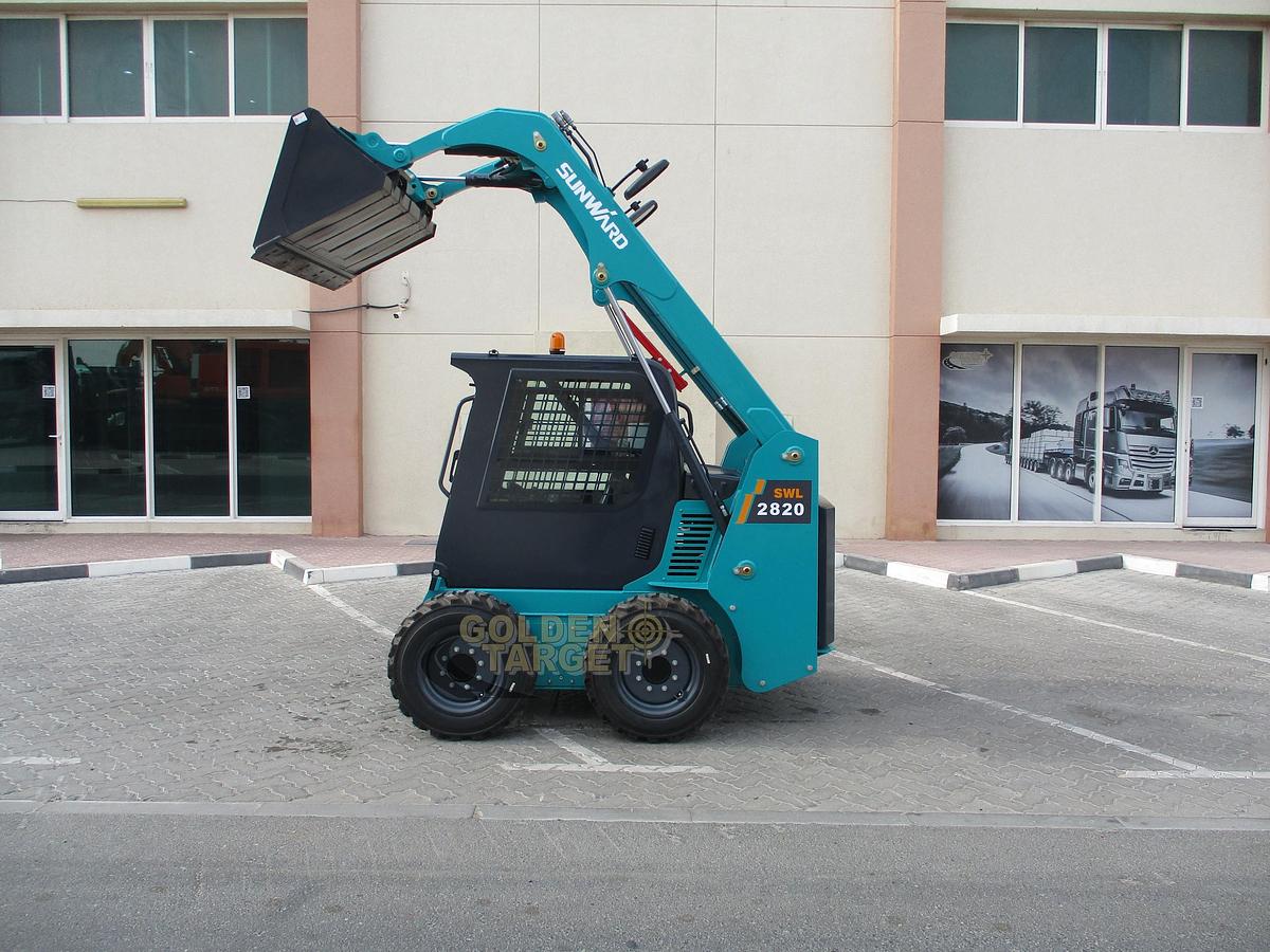 2025 SUNWARD SWL 2820 Skid Steer Loader