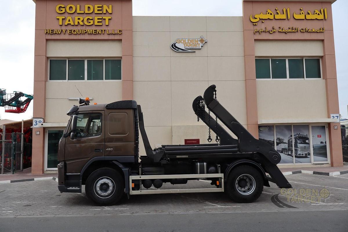 Used VOLVO FM440 4x2 Skip Loader 2013