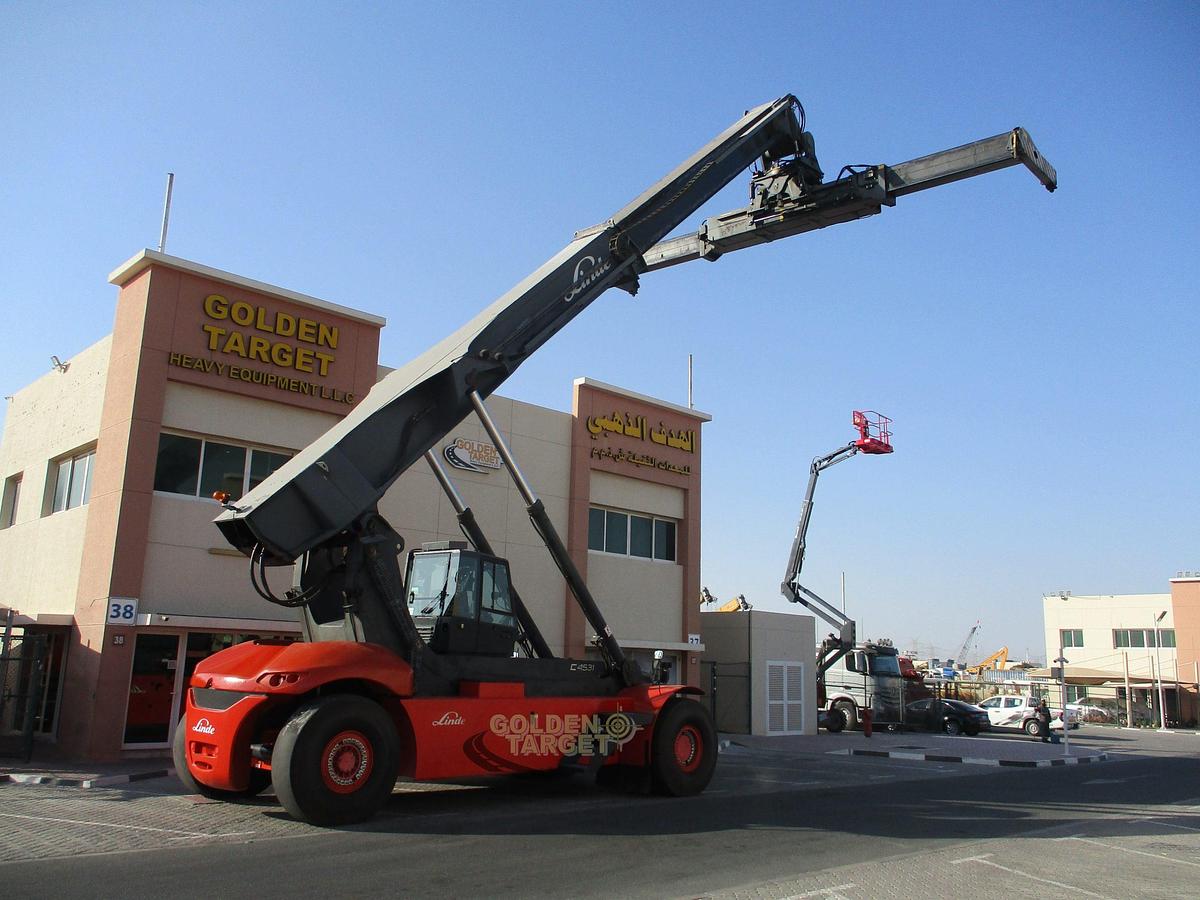Used Linde C4531TL Reach Stacker 2011