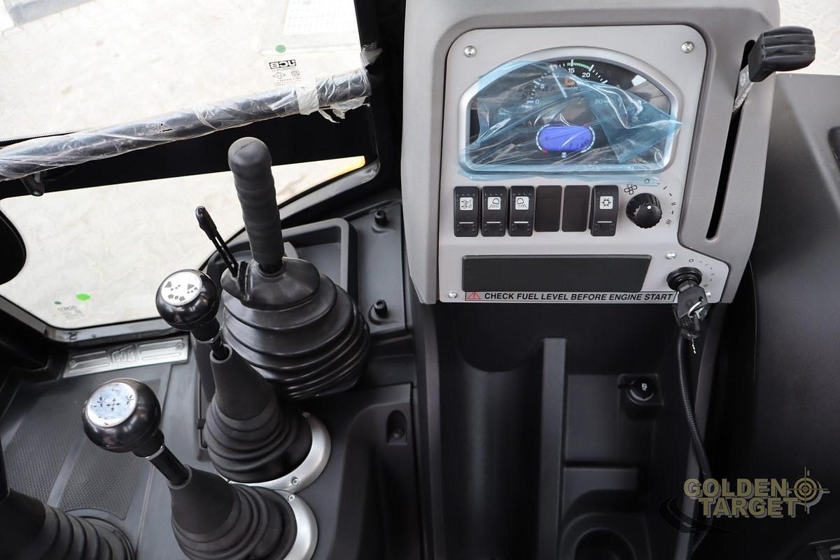 JCB 3DX PLUS 4x4 Backhoe Loader 2026