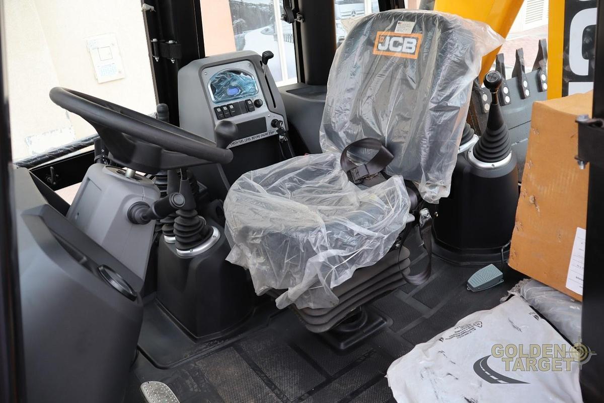 JCB 3DX PLUS 4x4 Backhoe Loader 2026