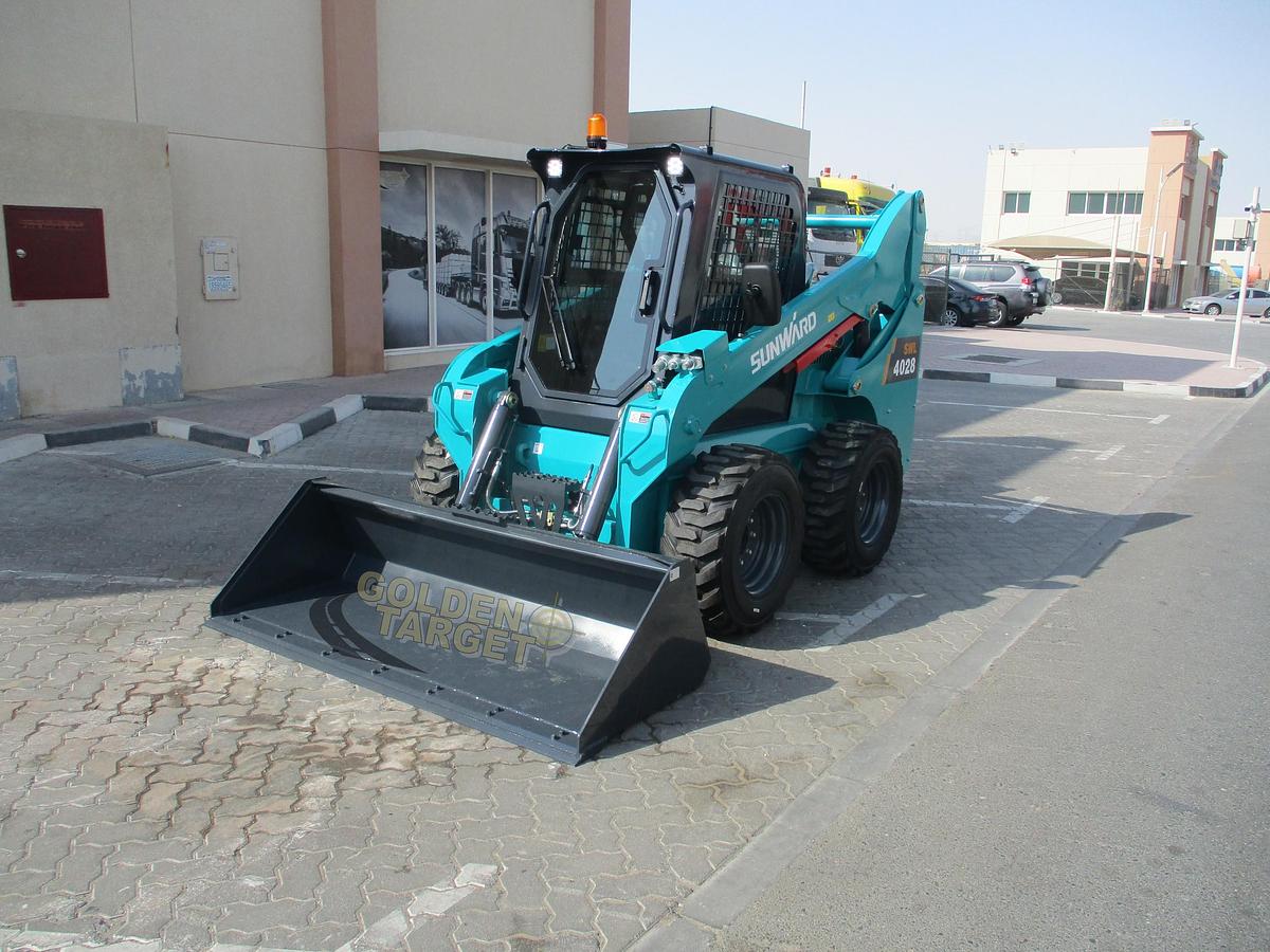 2025 SUNWARD SWL4028 Skid Steer Loader