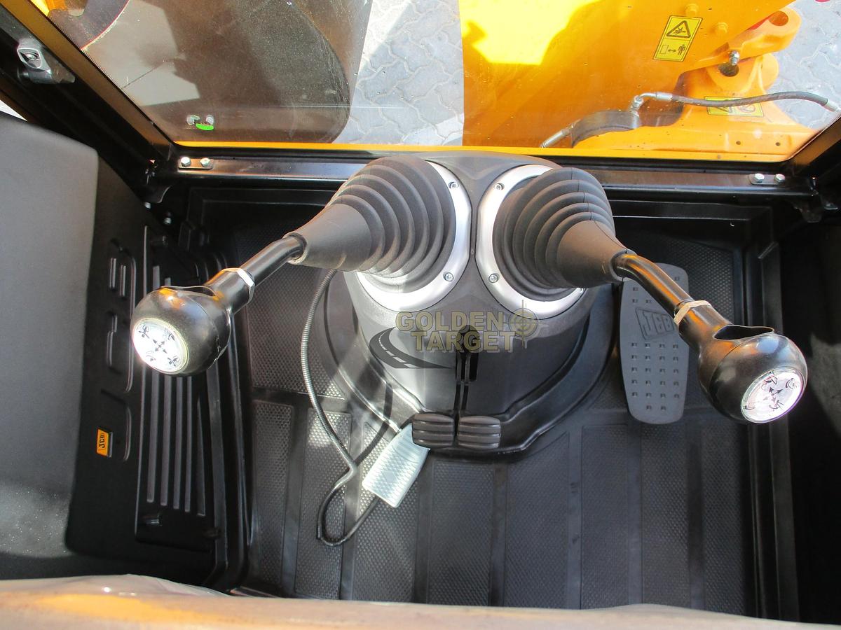 2025 JCB 3DX Plus 4x4 Backhoe Loader