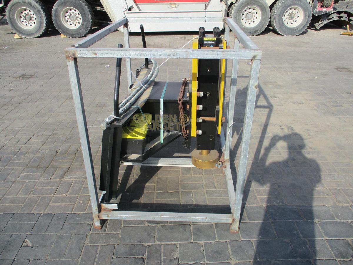 2025 Lyals LY680 Hydraulic Breaker