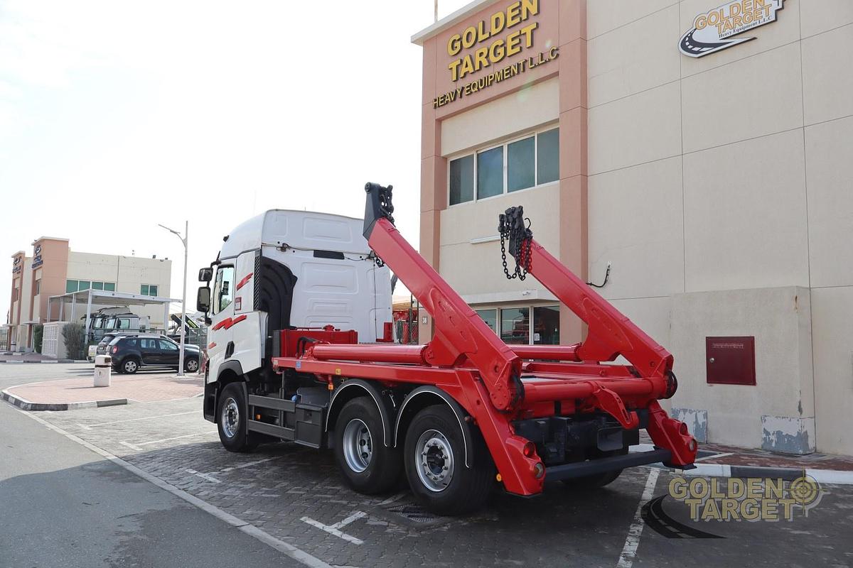 Used RENAULT 480 6x2 Skip Loader 2016