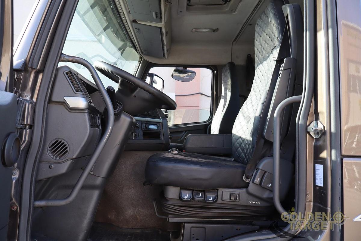 Used VOLVO FM440 4x2 Skip Loader 2013