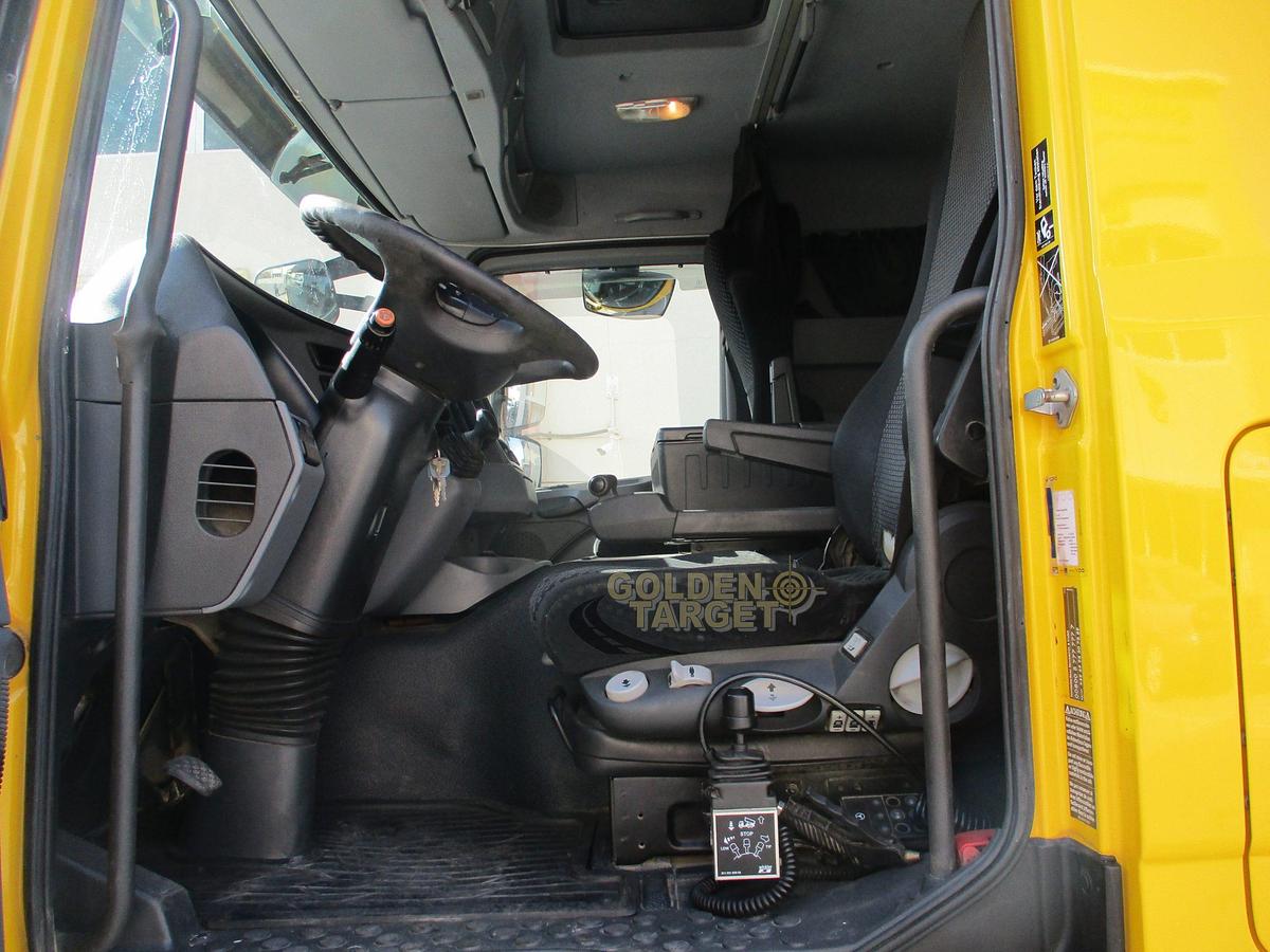 Used Mercedes Actros 2048 4x4 Head Truck 2013