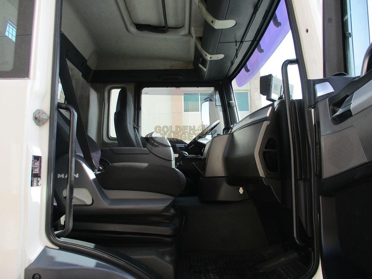 Used MAN TGS 26.360 6x2 Skip Loader 2009