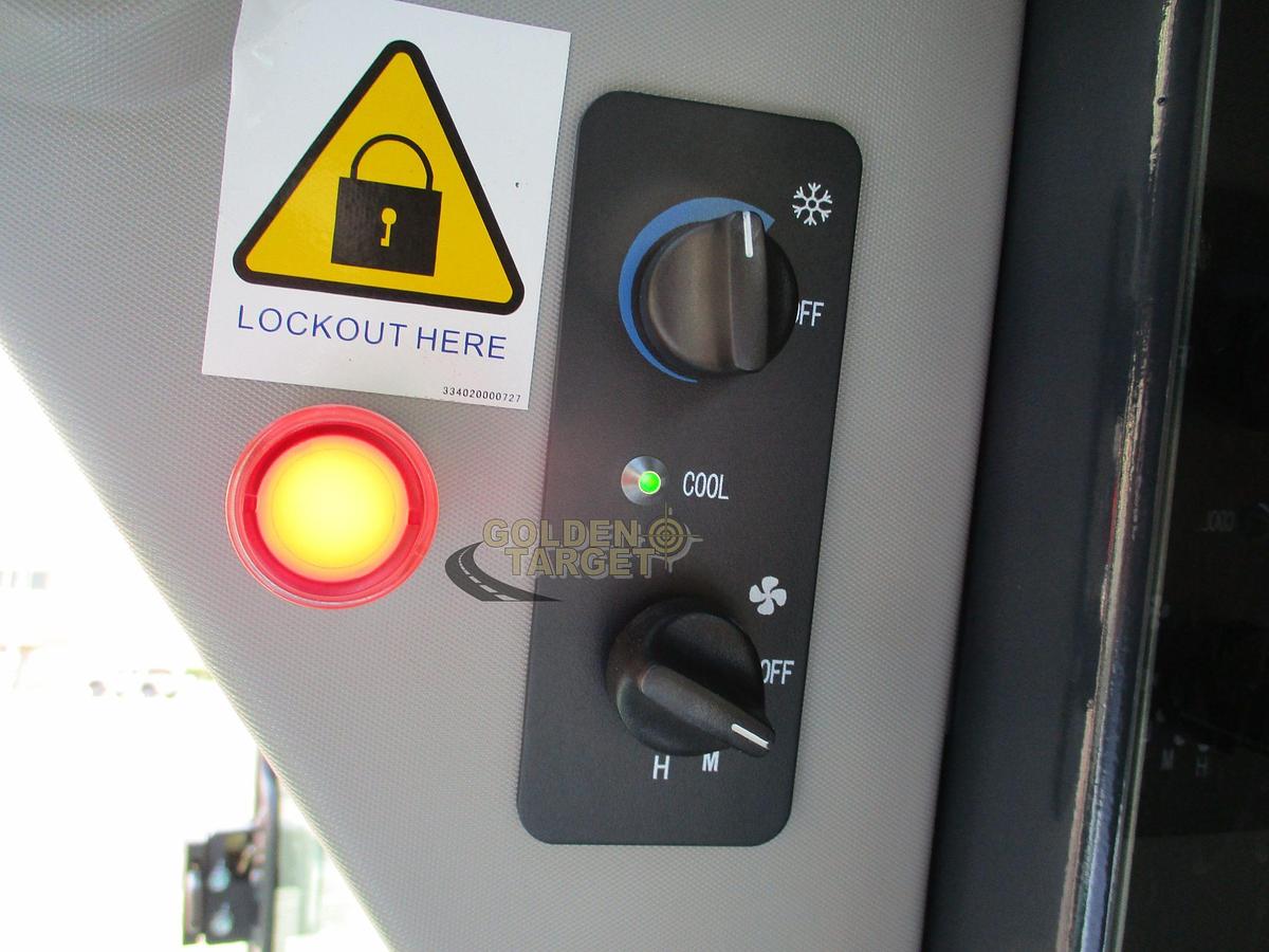 SUNWARD SWL4028 Skid Steer Loader 2024