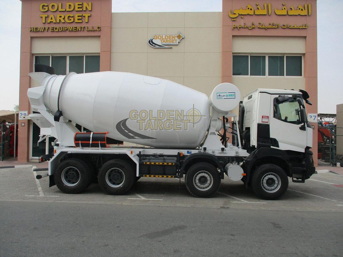 Renault K420 8×4 Mixer Truck 2022