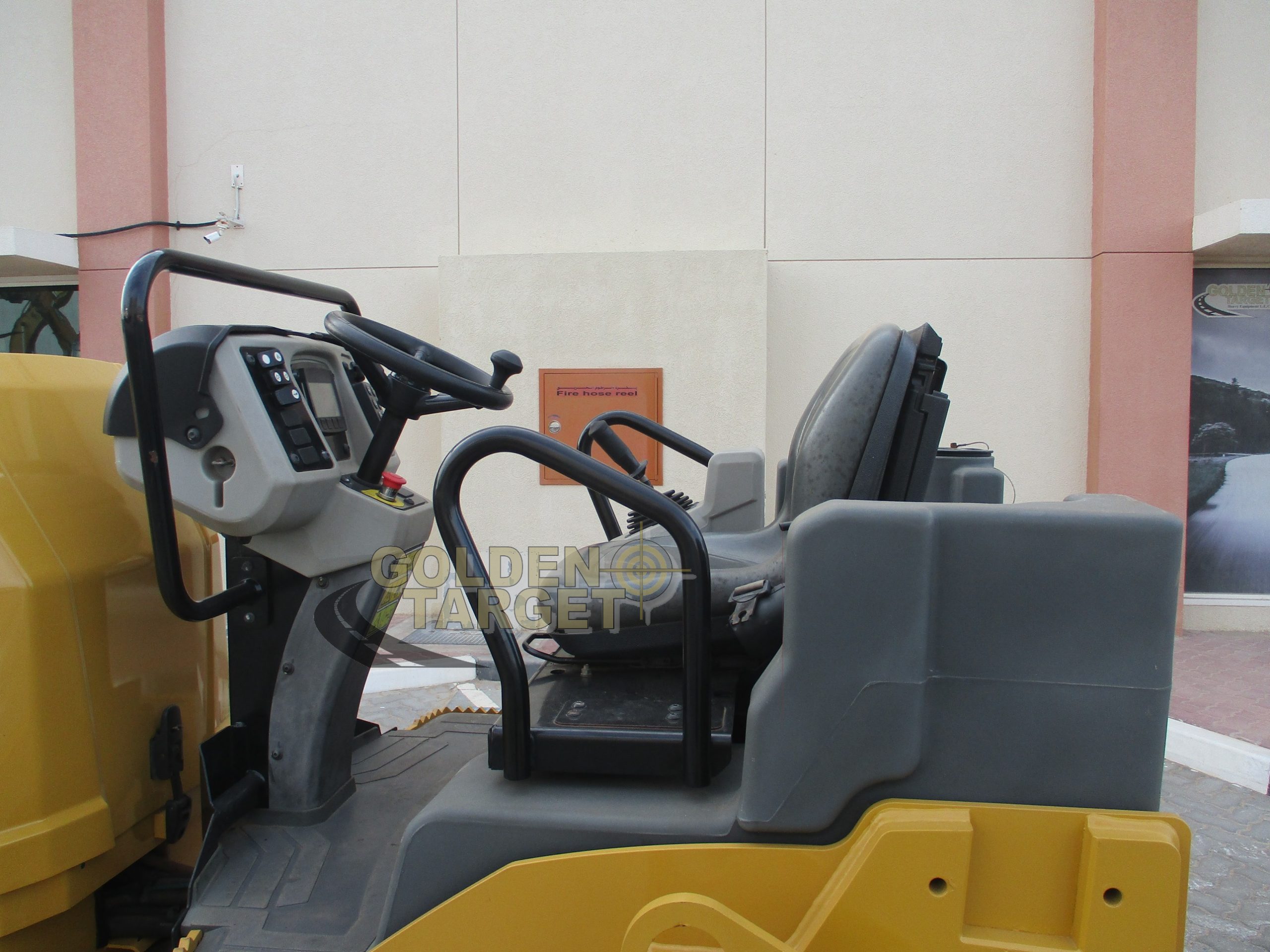 2021 Caterpillar CB34B-44967831