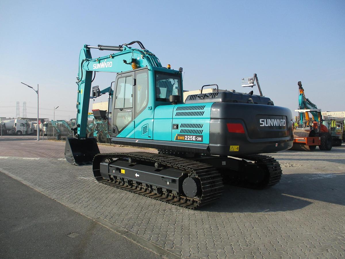 SUNWARD SWE225E-3H Hydraulic Excavator 2024