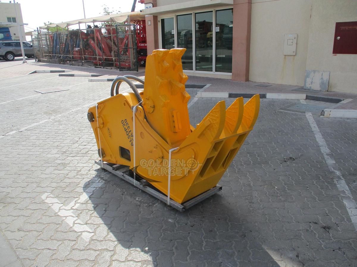 2025 Lyals LYP20  Demolition Pulverizer