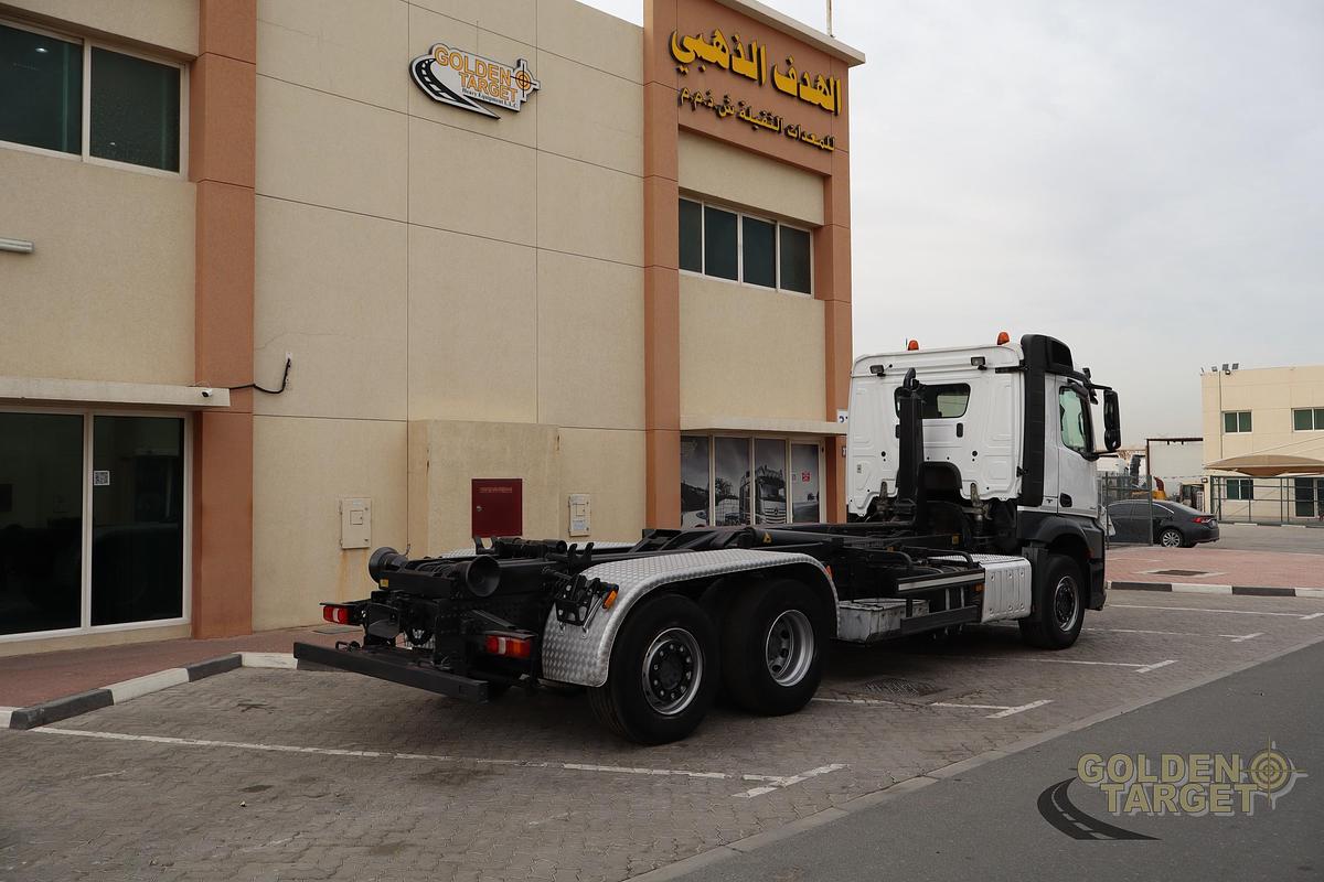 Used Mercedes Arocs 2545 6x2 Hook Loader 2017