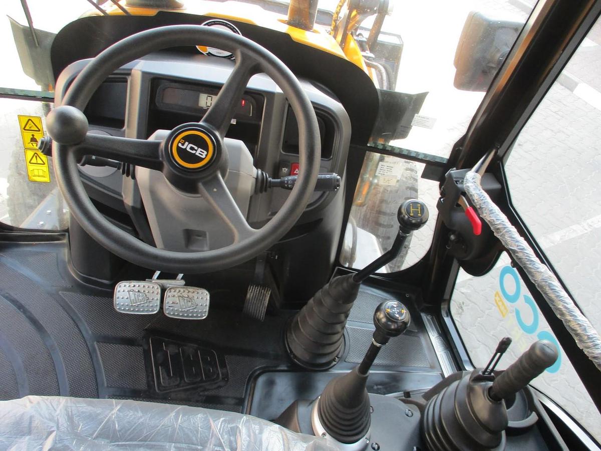 Used NEW JCB 3DX PLUS 4x2 Backhoe Loader 2025