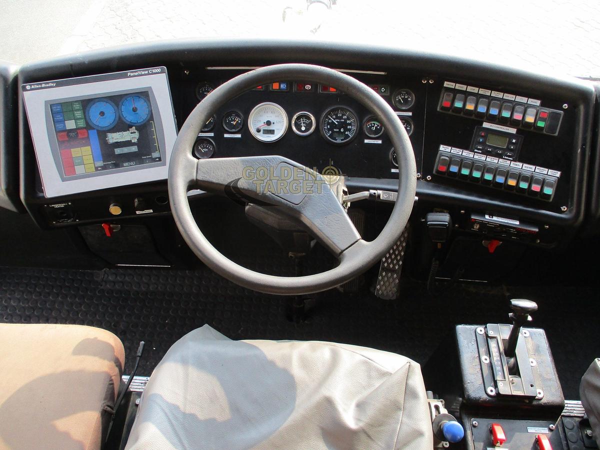 Used REYNOLDS BOUGHTON BARRACUDA 6×6 AIRPORT FIRE TRUCK 1994