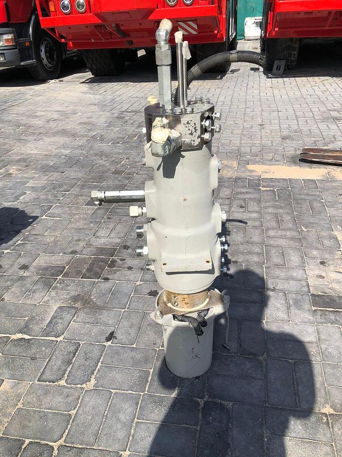 Used Tadano ATF-80 Hydraulic Rotor Connection with Electrical Split Ring