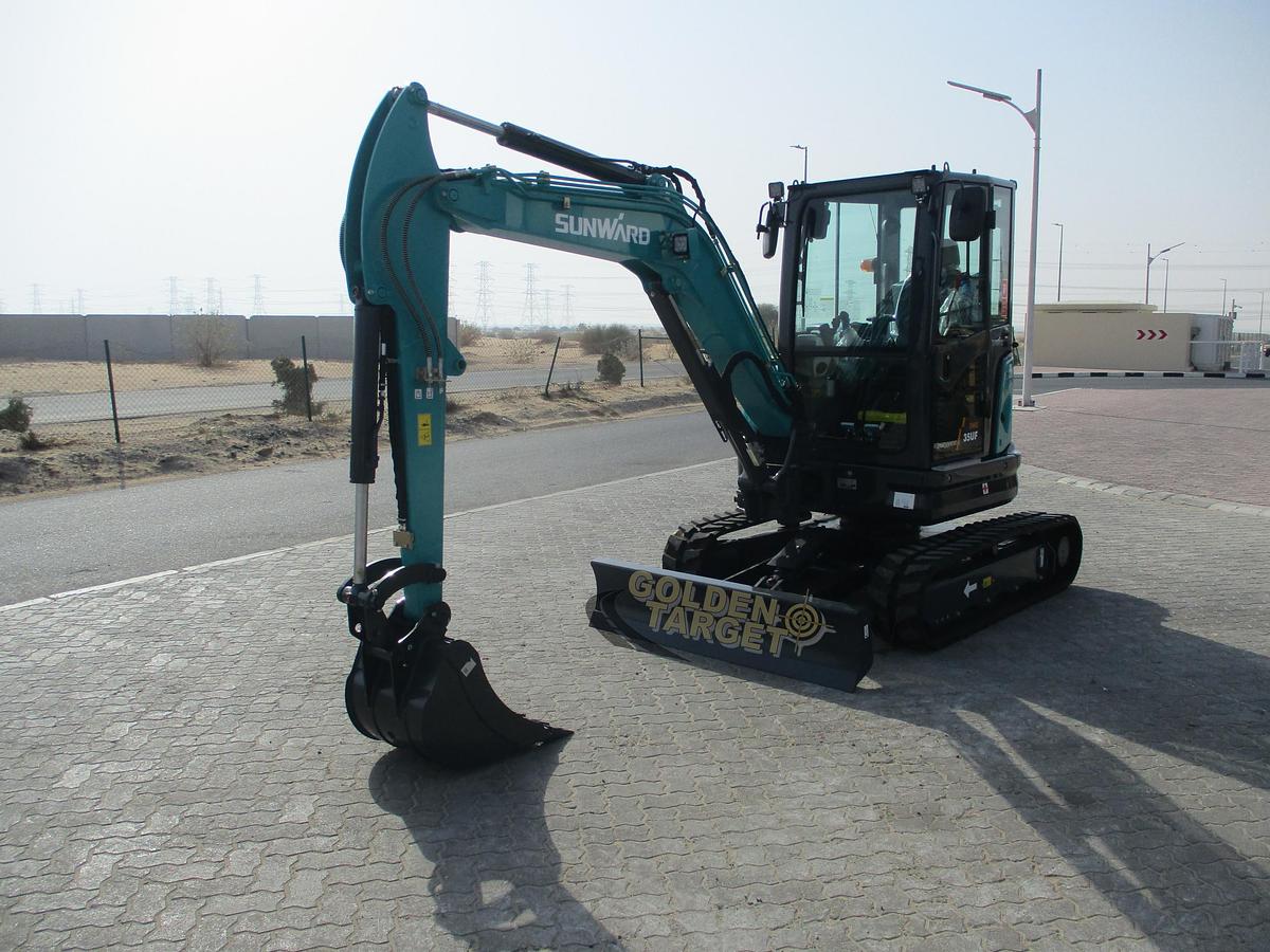 2024 SUNWARD SWE35UF Mini Excavator