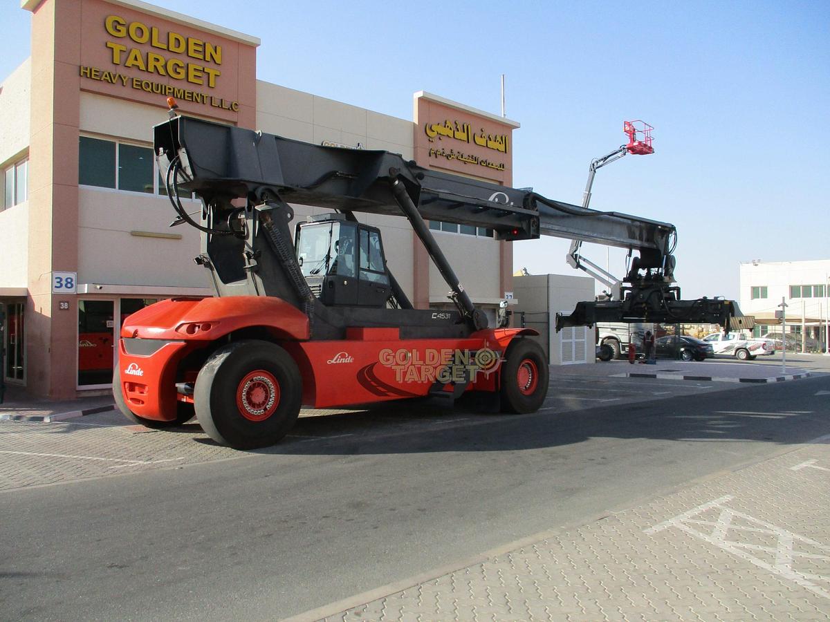 Used Linde C4531TL Reach Stacker 2011