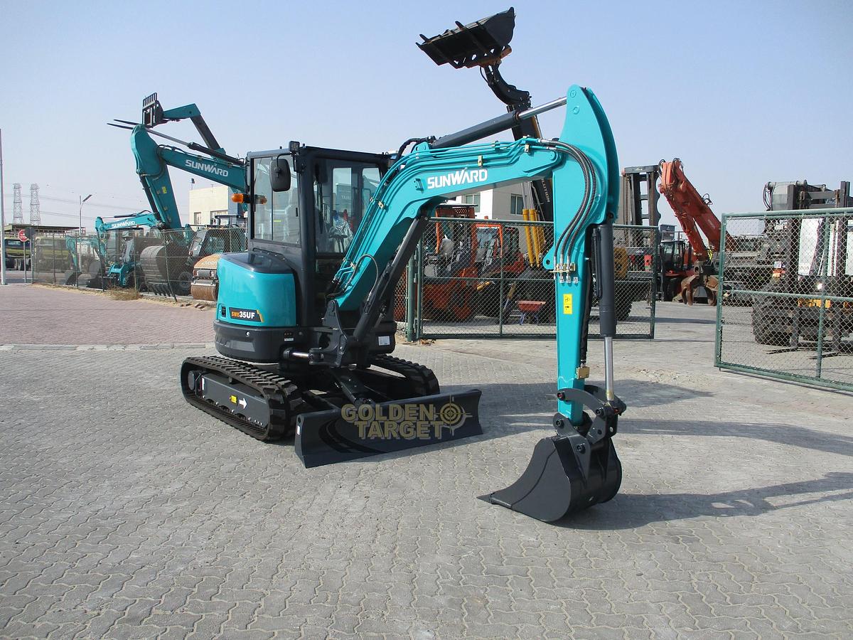 2024 SUNWARD SWE35UF Mini Excavator