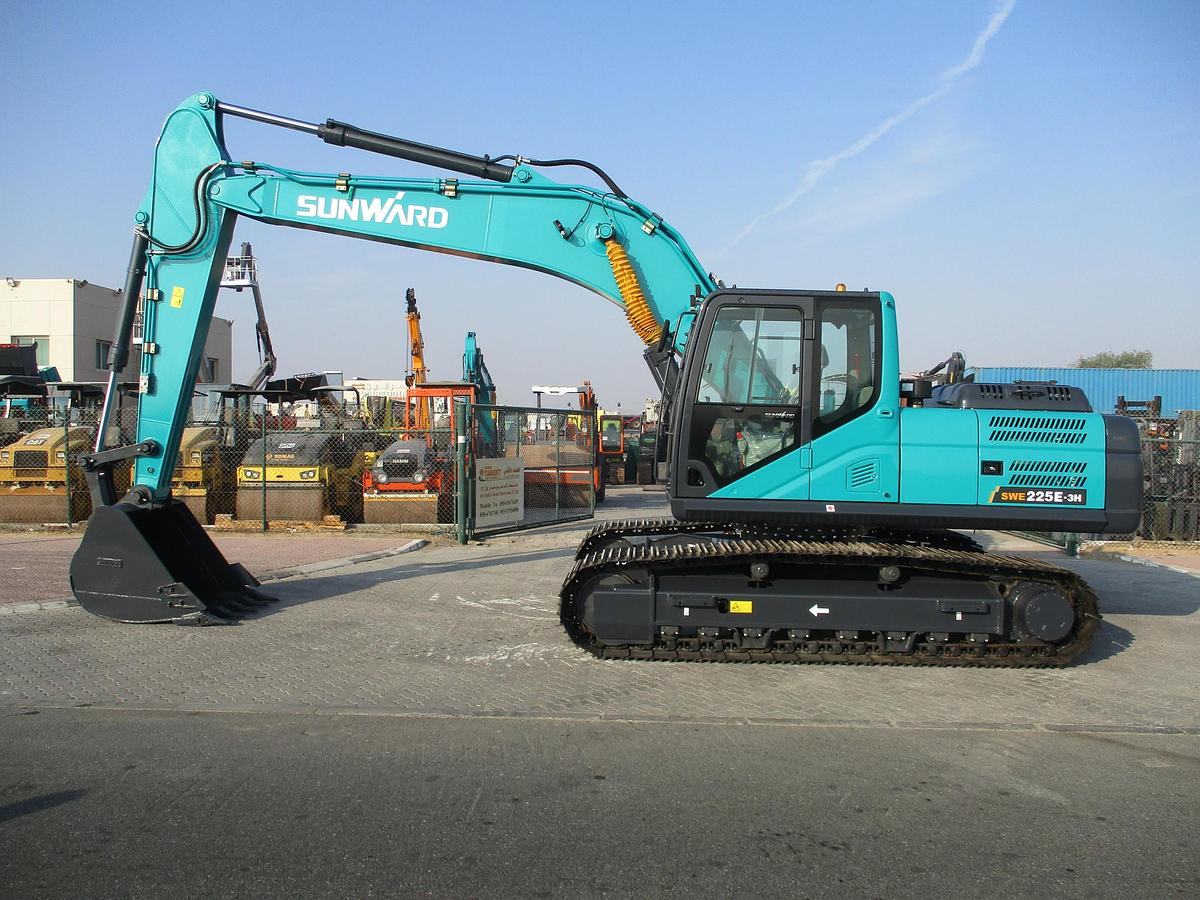 SUNWARD SWE225E-3H Hydraulic Excavator 2024