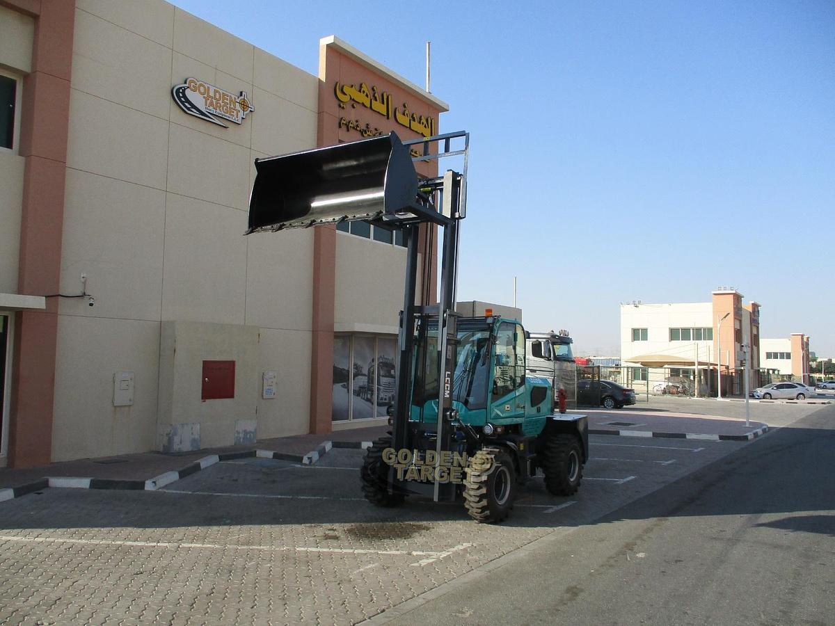 LGCM LG35R Rough Terrain Forklift 2024