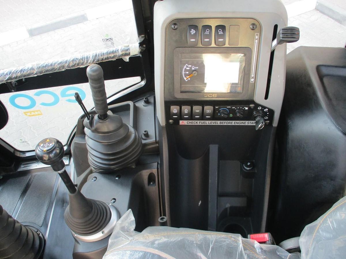 Used NEW JCB 3DX PLUS 4x2 Backhoe Loader 2025