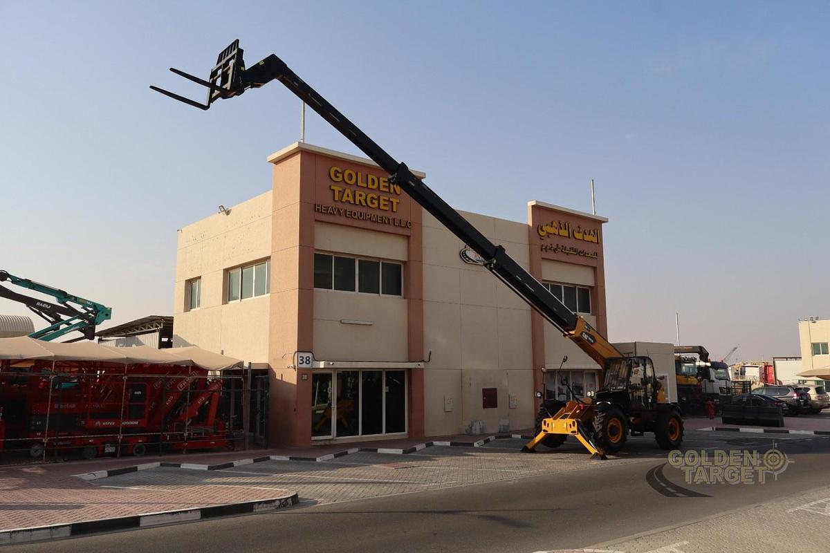 Used Caterpillar TH417 Boom Loader 2013