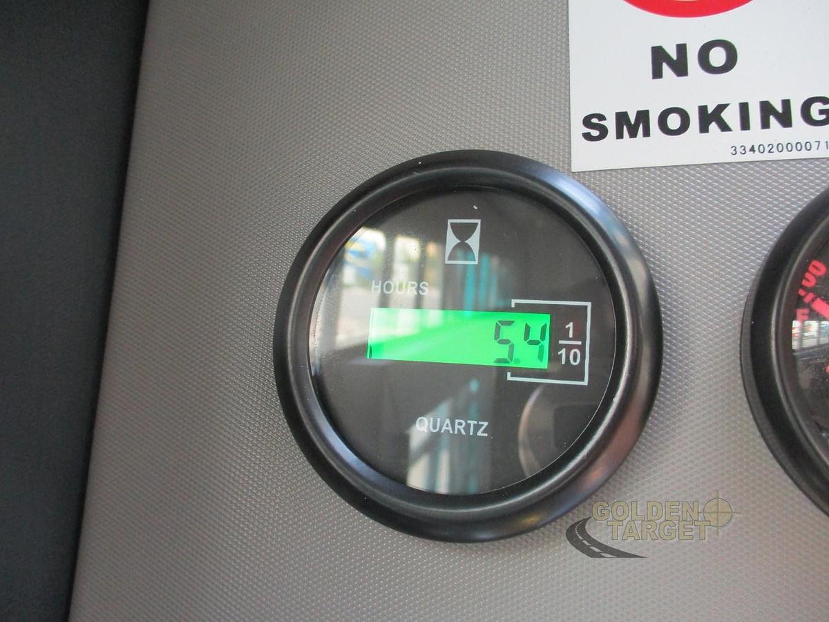  SUNWARD SWL4028 Skid Steer Loader 202`6