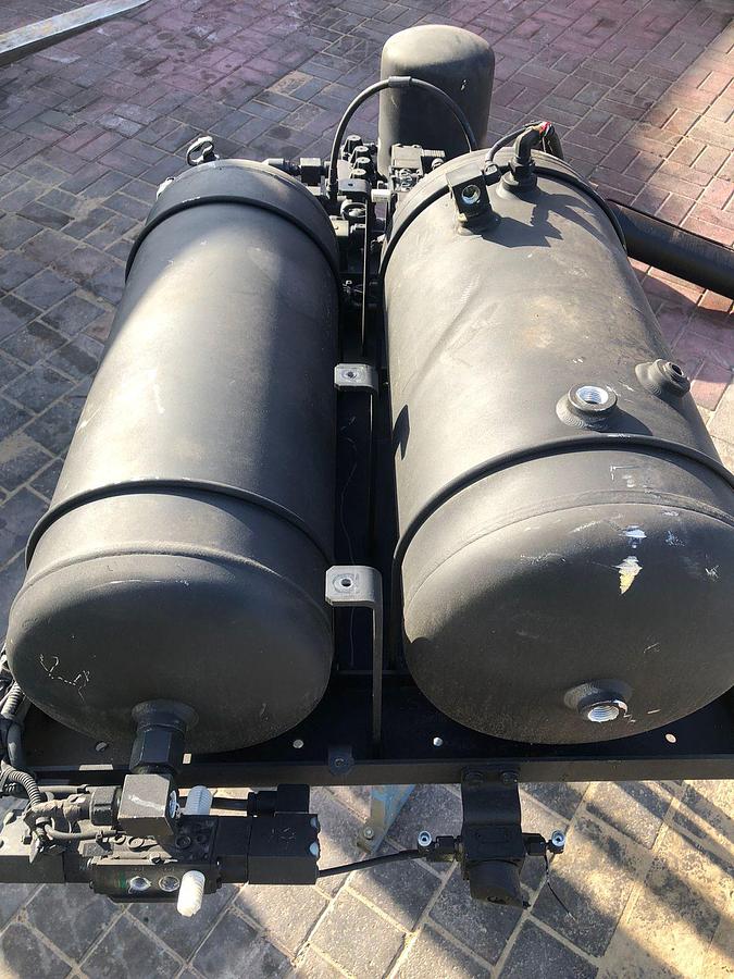 Used Tadano ATF-80 Air Reservoirs Brake System
