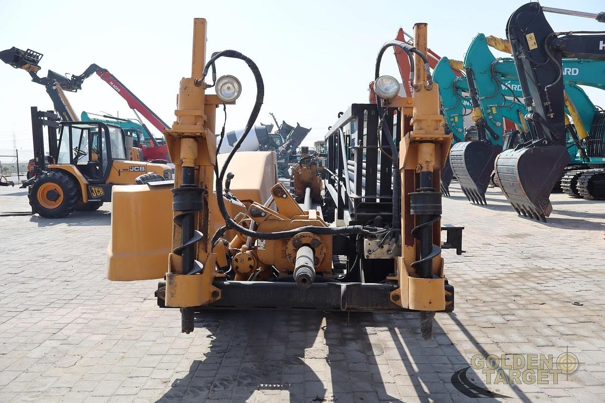 Used VERMEER D33x44 horizontal directional drilling (HDD) machine 2000