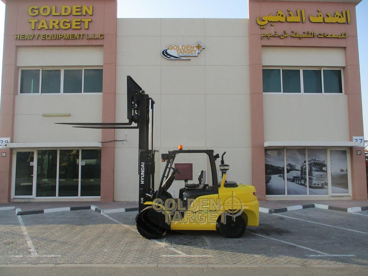 Used Hyundai 50D-9SA Diesel Forklift 2014