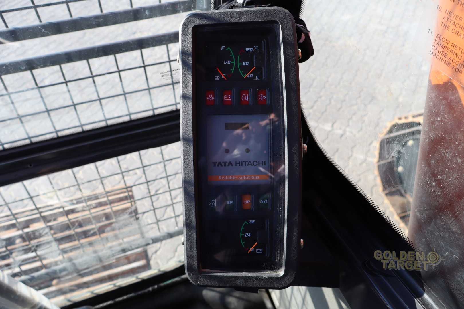 2025 Hitachi EX215LC-17967598