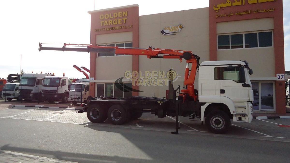 Used MAN TGS 26.440 Hook Lift Truck with Atlas 165.2E Crane 2011