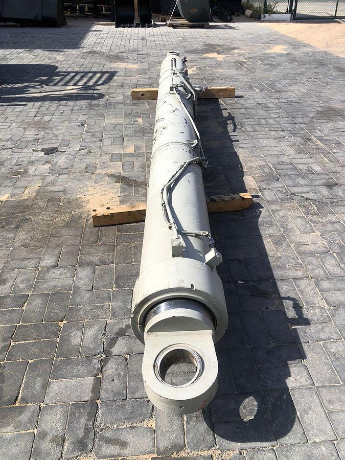 Used Tadano ATF-80 Boom Lift Hydraulic Cylinder