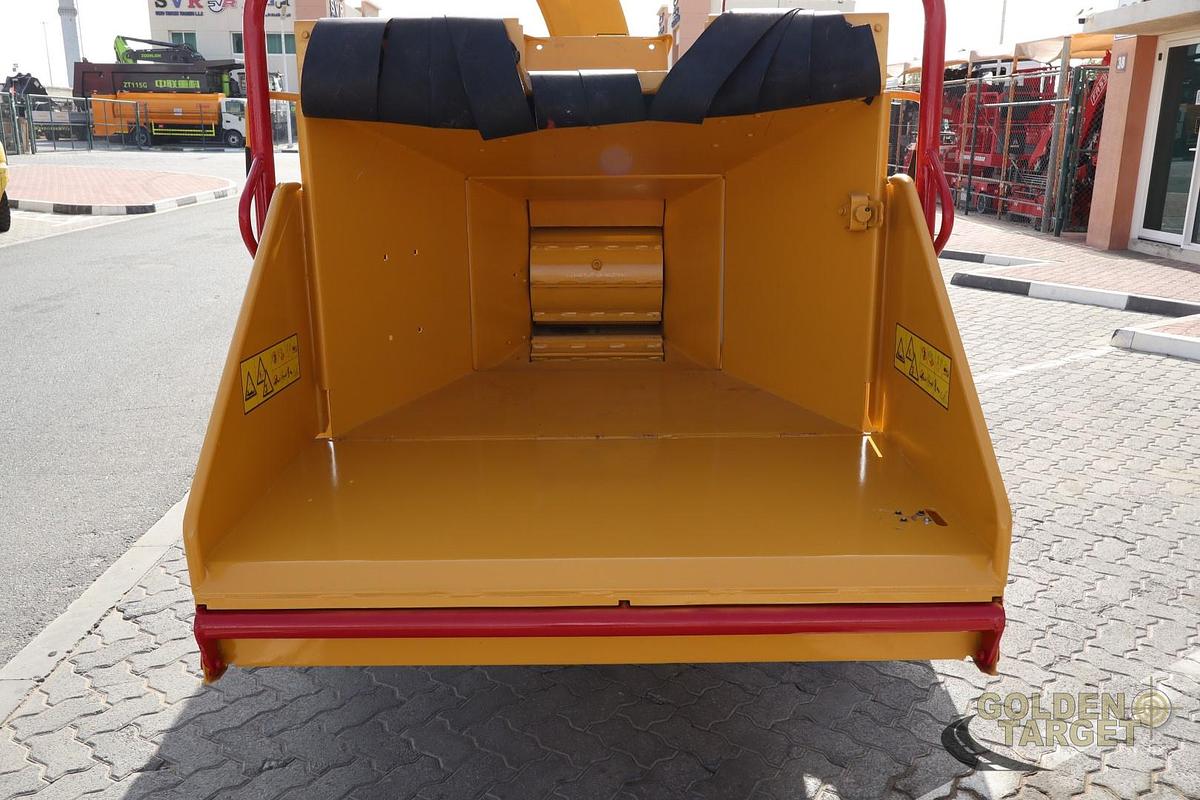 Used VERMEER BC1200XL Brush Chipper 2015