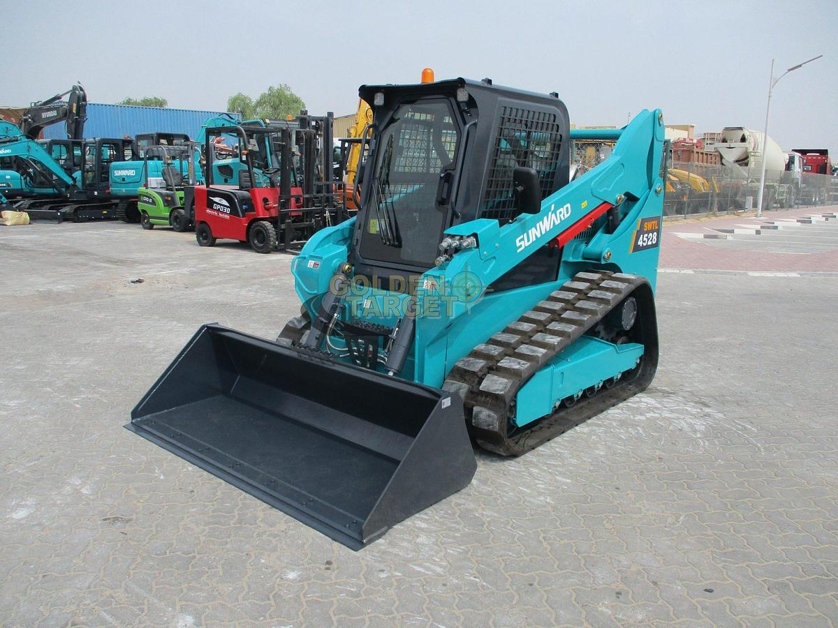 SUNWARD SWTL4528 Crawler Skid Steer 2025