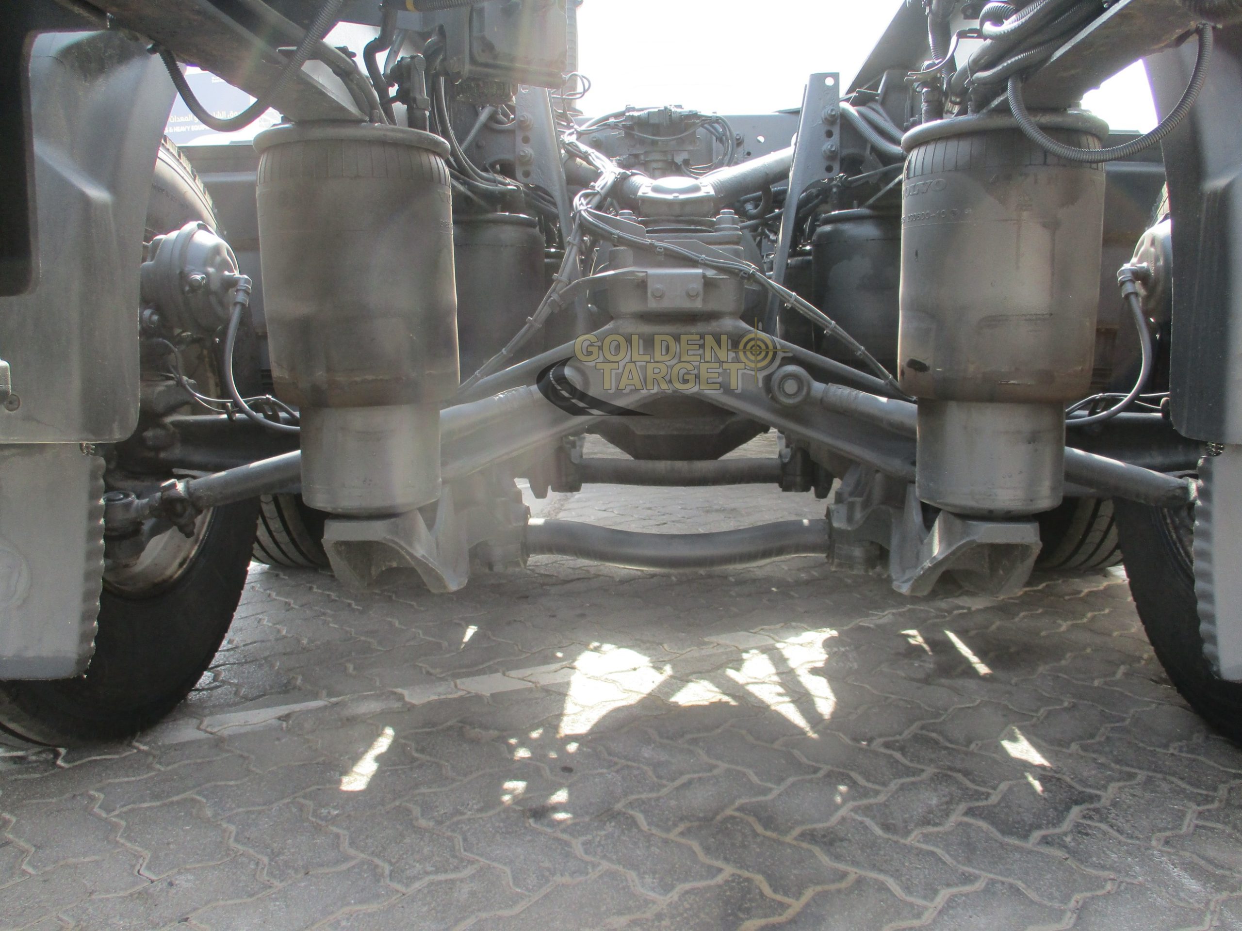 2017 فولفو FH 460-17965650