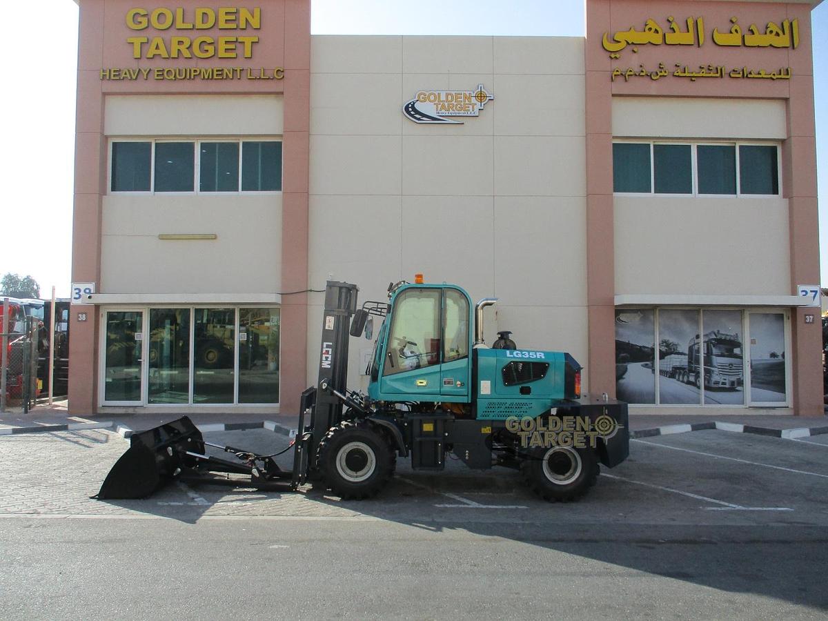 LGCM LG35R Rough Terrain Forklift 2024